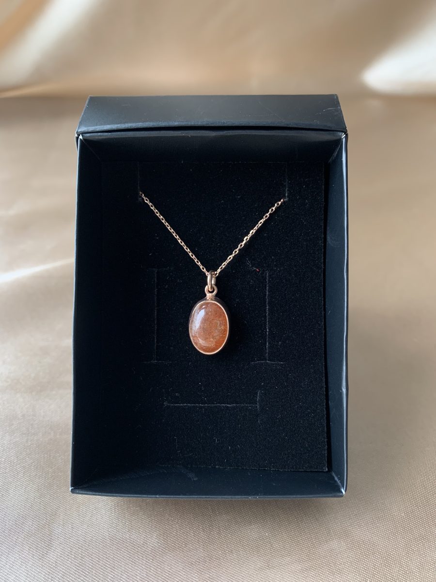 Güneş Taşı Oval Rose Gold Kolye